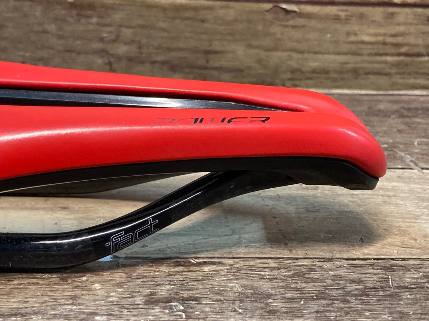 IM357 スペシャライズド SPECIALIZED エスワークス S-WORKS パワー POWER サドル カーボンレール 143mm 赤