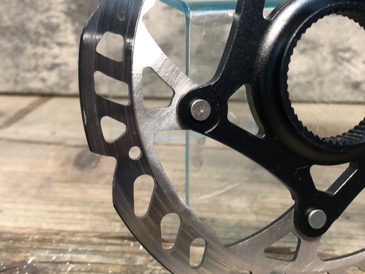 IQ973 スイスストップ SwissStop CATALYST PRO ディスクブレーキ ローター Φ140 残厚1.75mm