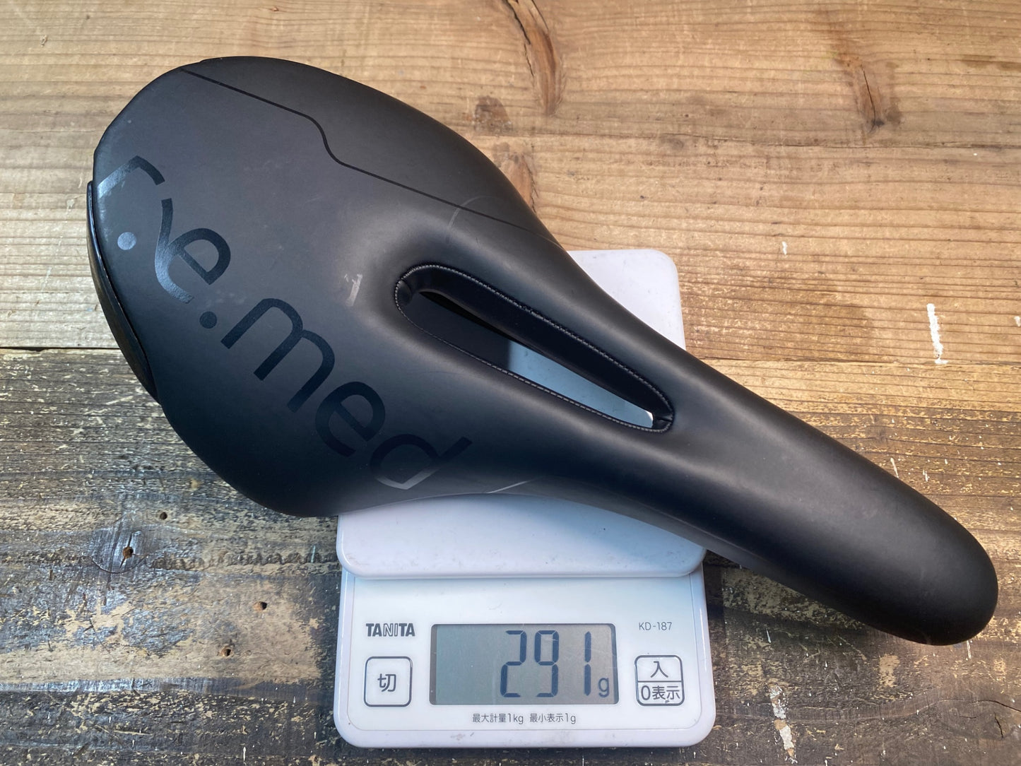 IO030 セラロイヤル selle royal r.e.med サドル クロモリレール 143mm