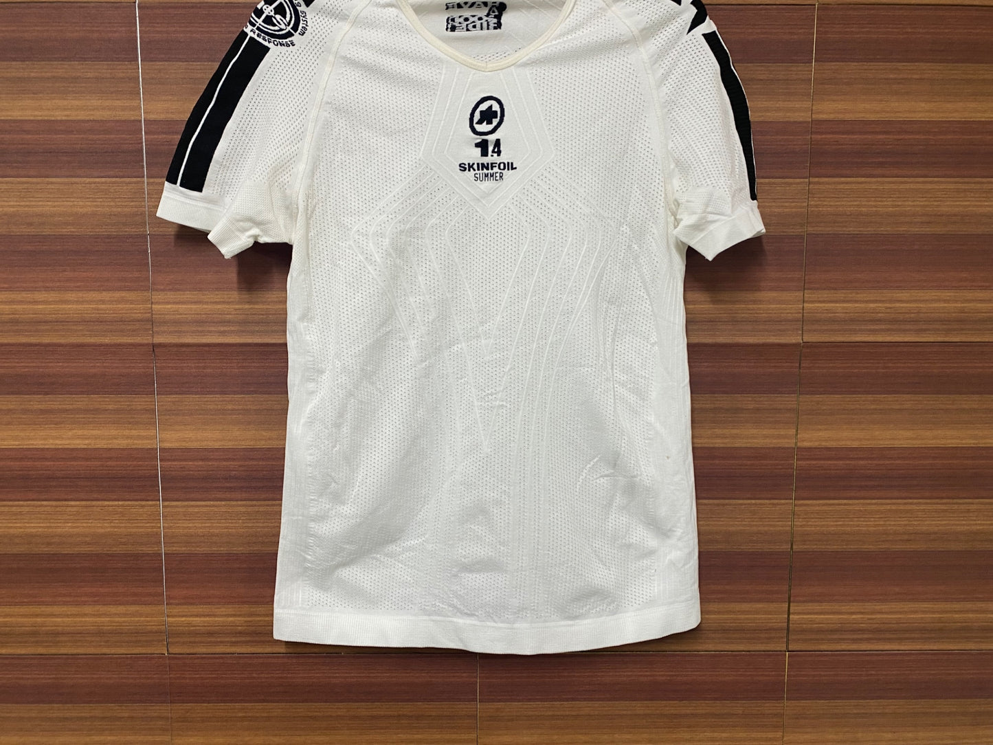 IS024 アソス assos SKINFOIL 半袖 ベースレイヤー 白 Ⅰ