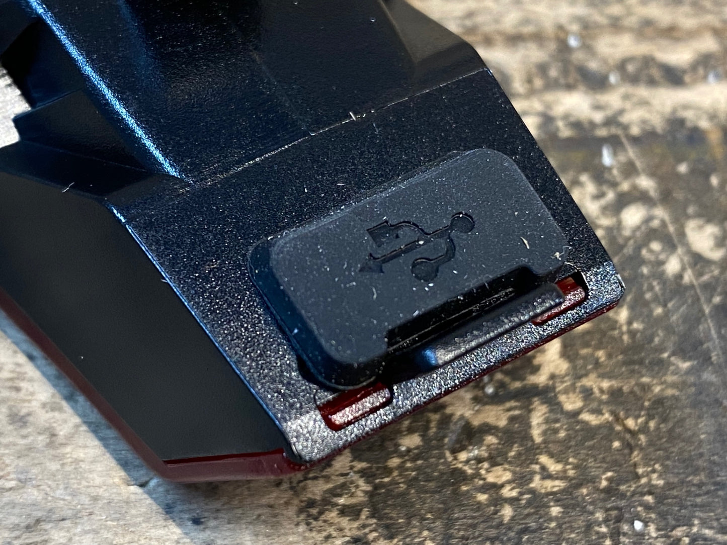 IV819 ジャイアント GIANT Numen+ Uniclip TL 2 テールライト