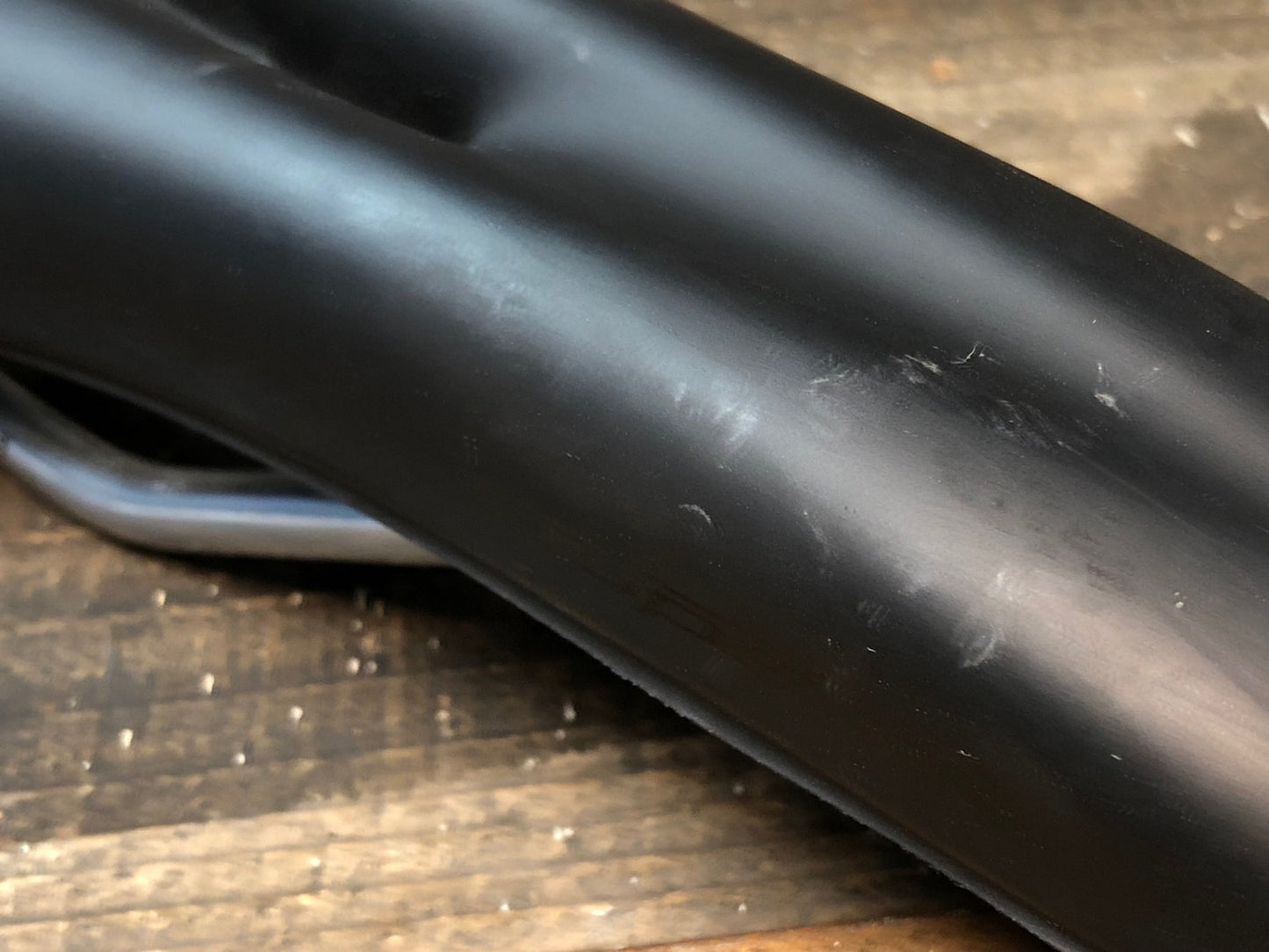 IP417 スペシャライズド SPECIALIZED Power Expert サドル 黒 143mm Hollow Tiレール