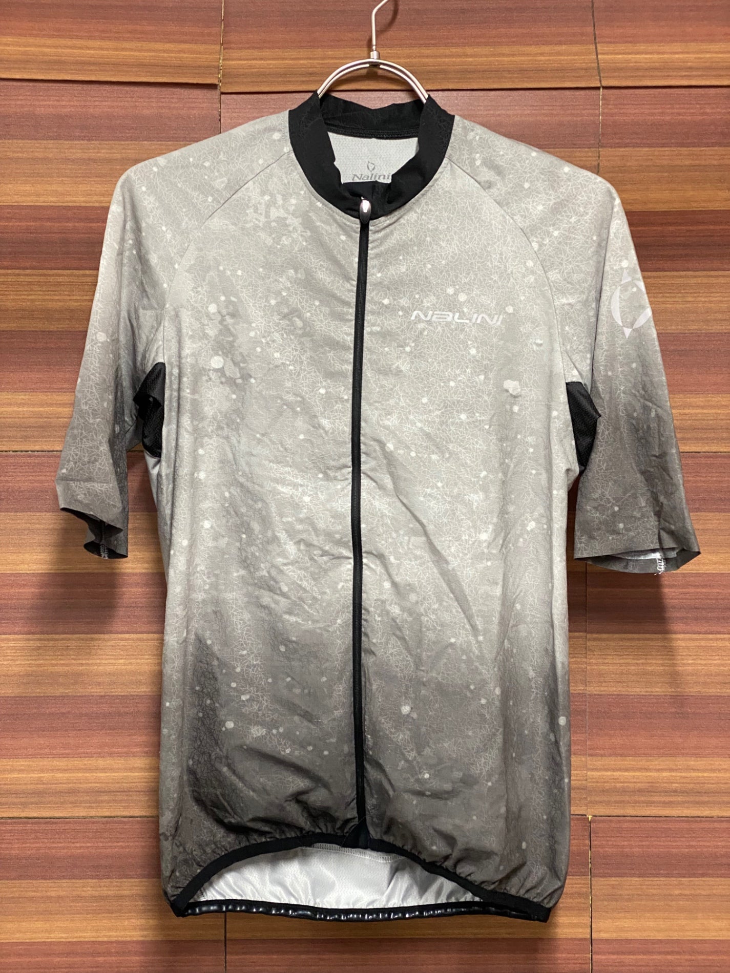IV376 ナリーニ Nalini 半袖 サイクルジャージ 白 グレー S