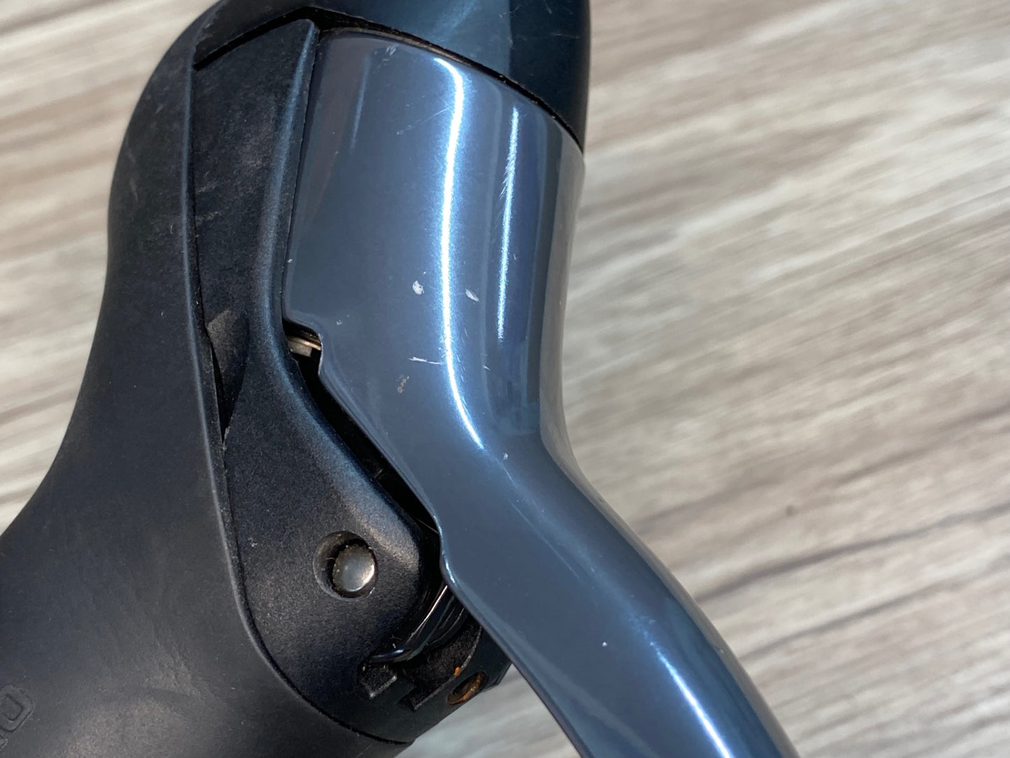 IW819 シマノ SHIMANO 105 ST-5600 シフトレバー 2x10S ※シフト抜け、変速不良のためジャンク