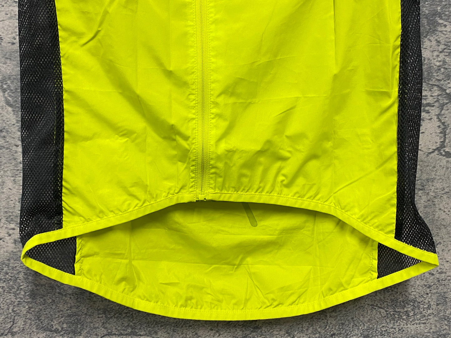 IY110 ラファ Rapha Brevet ジレ サイクルベスト S ネオンイエロー