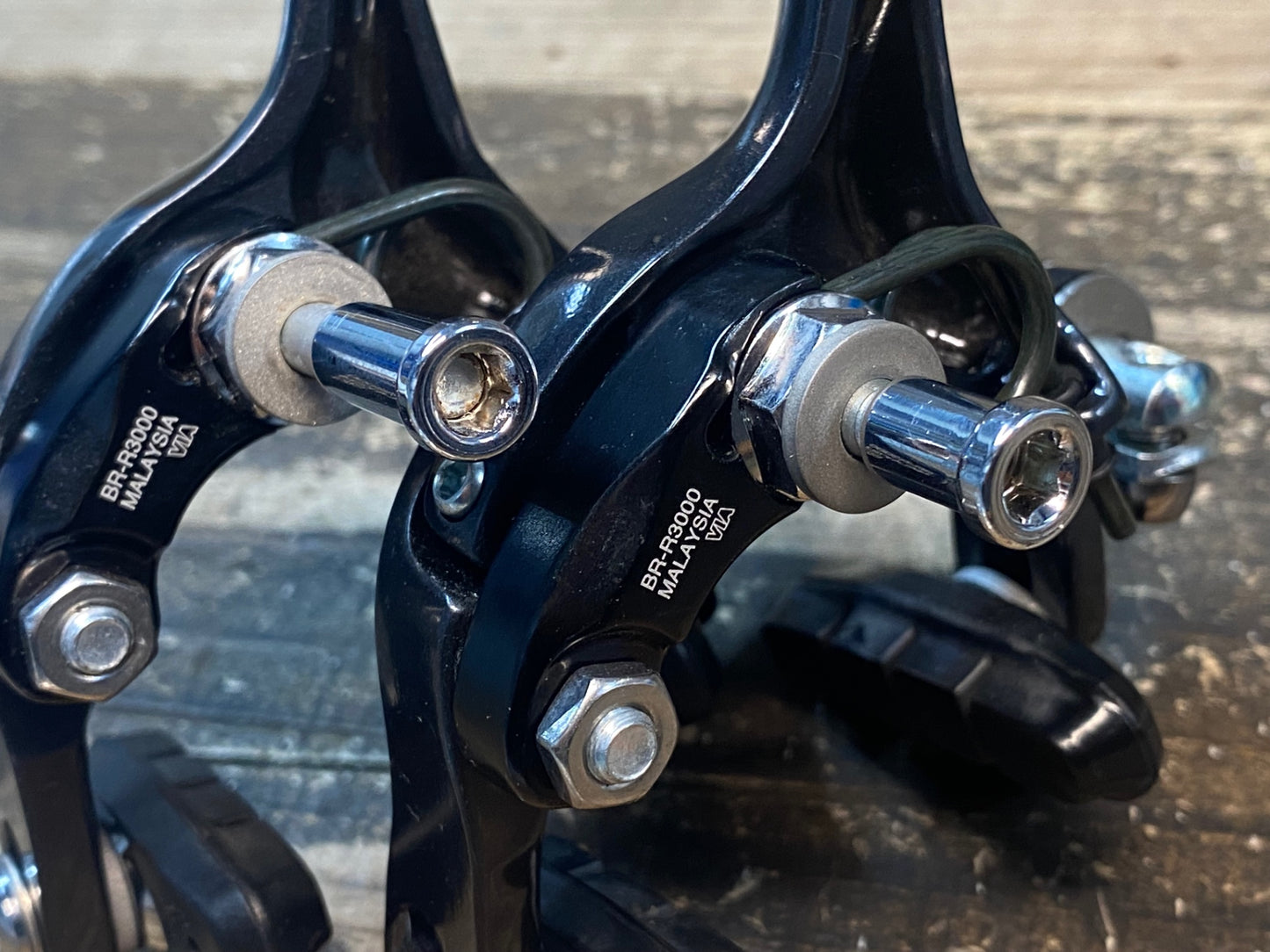 IW429 シマノ SHIMANO ソラ SORA BR-R3000 キャリパーブレーキ セット