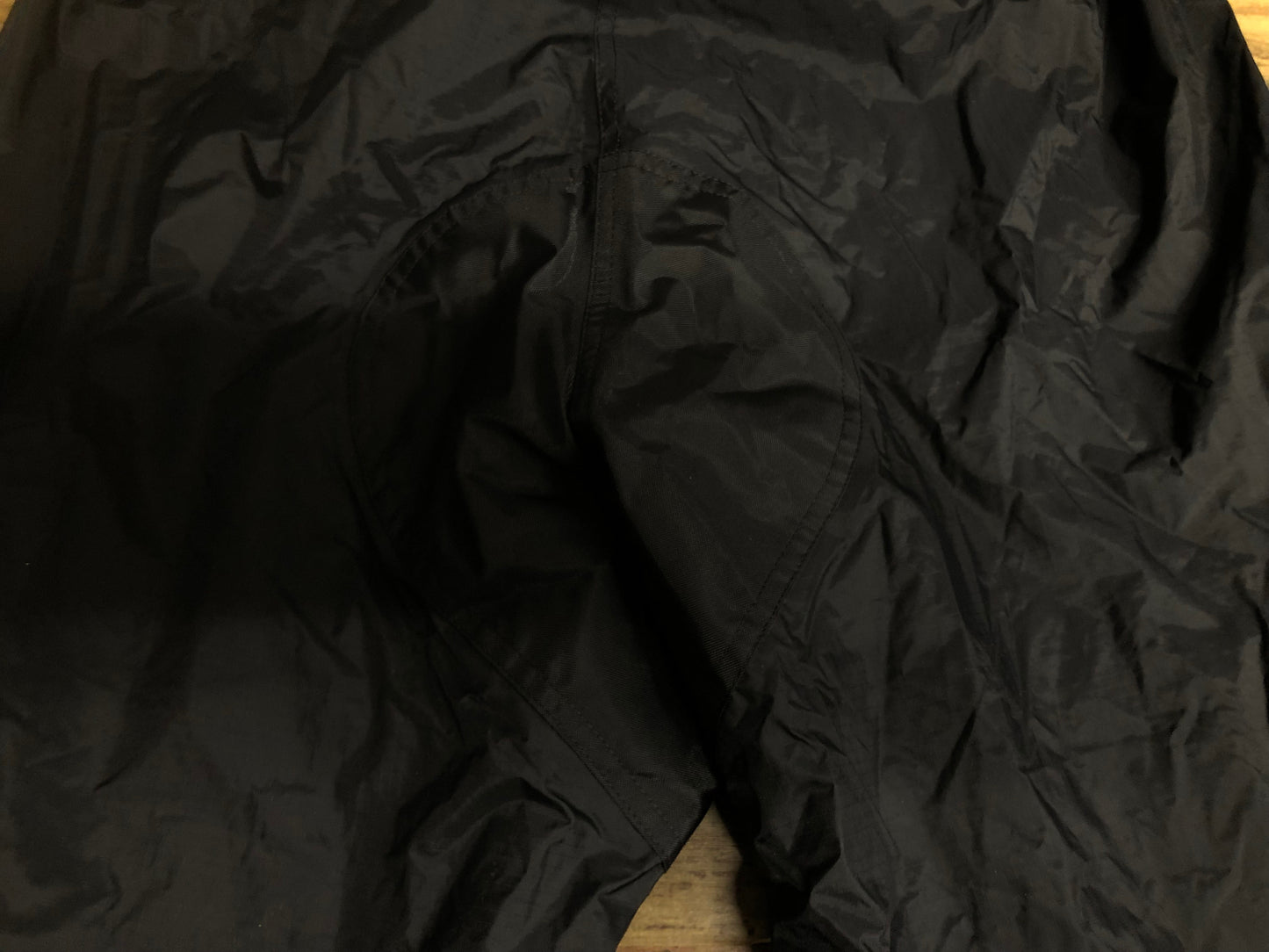 IW761 パールイズミ PEARL iZUMi レイン パンツ 黒 M