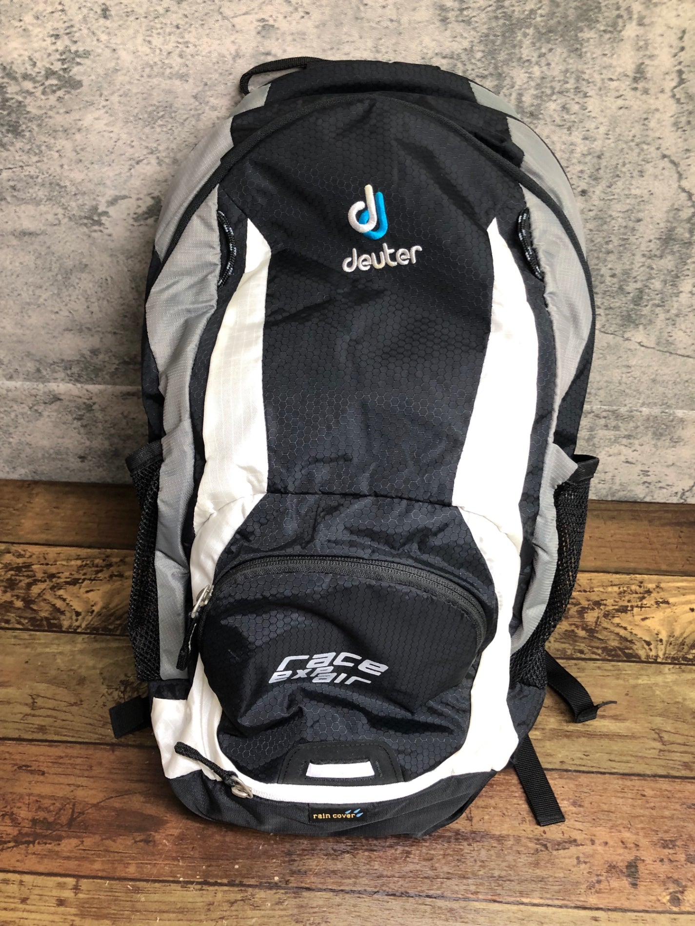 HA664 ドイター deuter  レース RACE exp air リュックサック バックパック 黒グレー 汚れあり