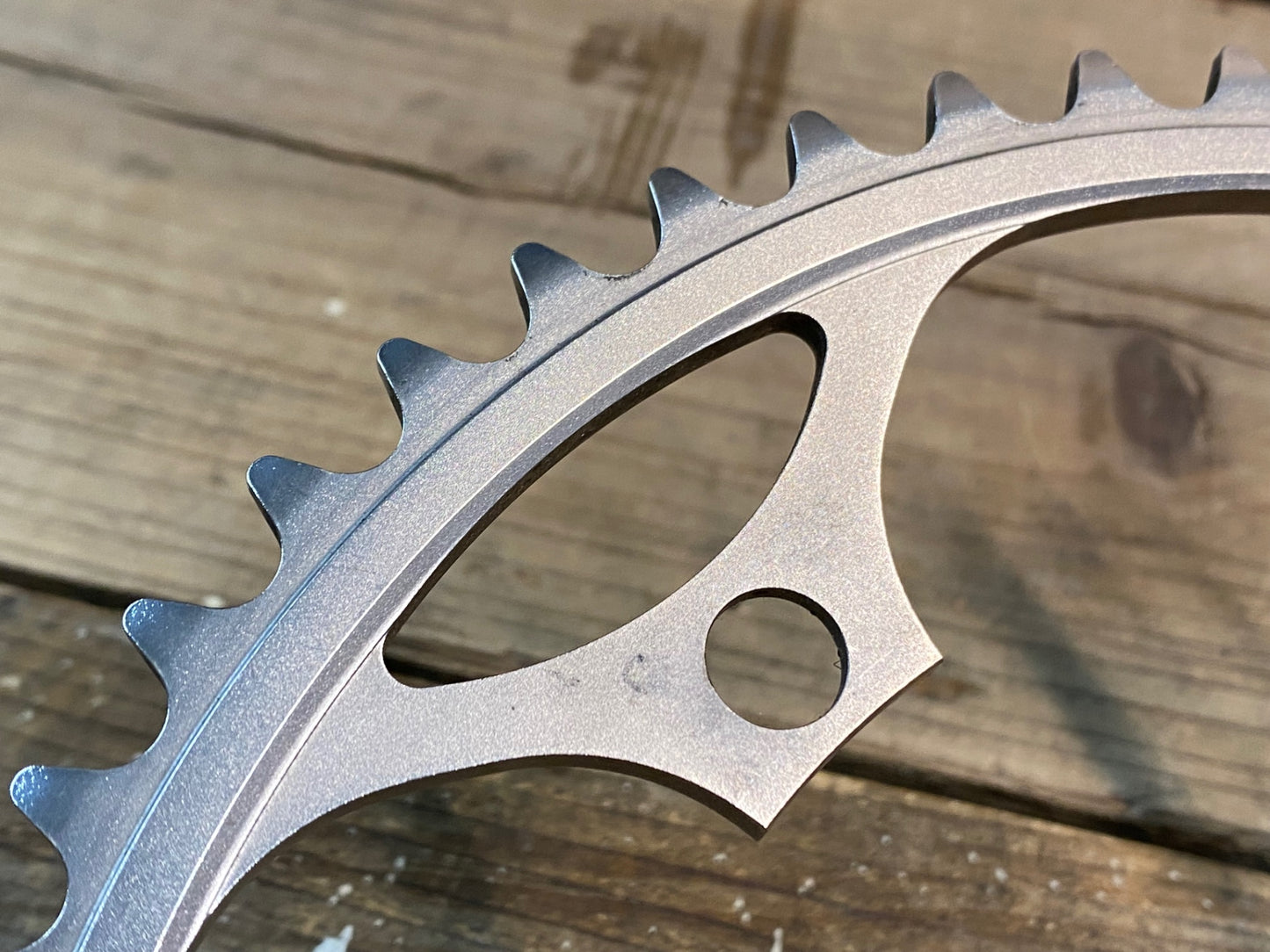 IP853 シマノ SHIMANO デュラエース DURA-ACE NJS チェーンリング 52T PCD144 トラック