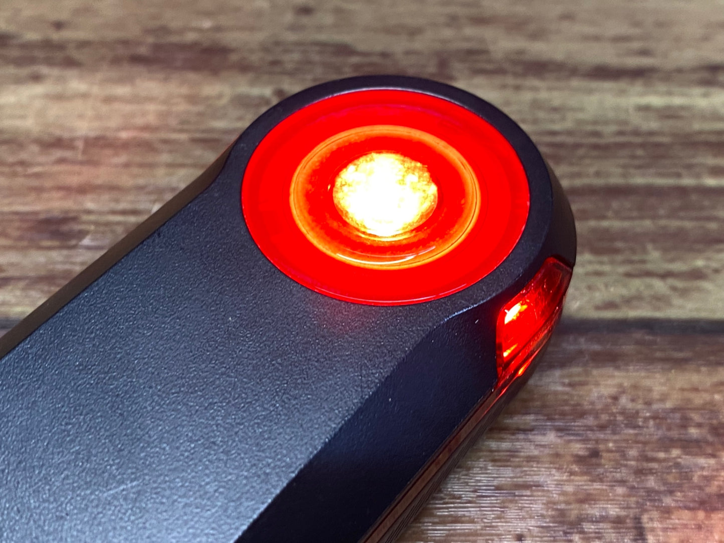 JA918 ガーミン GARMIN バリア VARIA RTL515 リアビューレーダー リアライト 各種マウント付属 点灯、接続確認済み