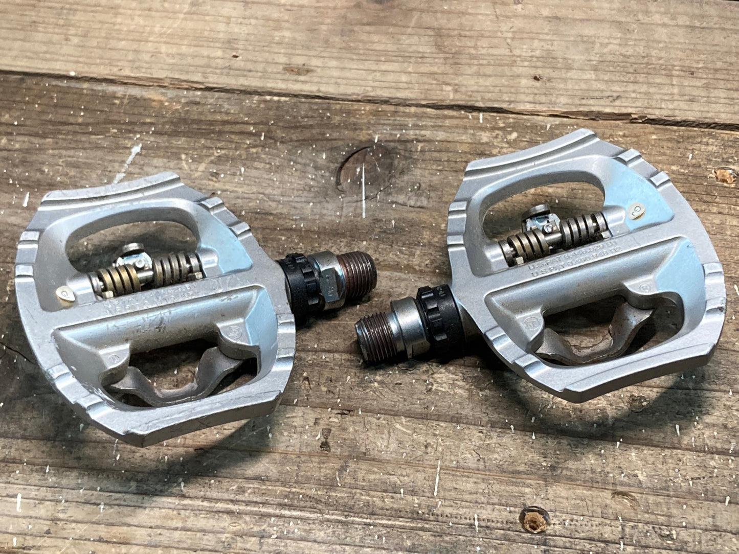 IQ455 シマノ SHIMANO PD-A530 ビンディングペダル SPD 片面フラット シルバー