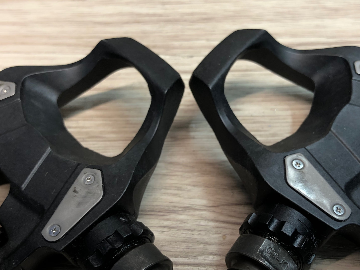 IN334 シマノ SHIMANO PD-RS500 ビンディングペダル 黒 シャフト回転スムース