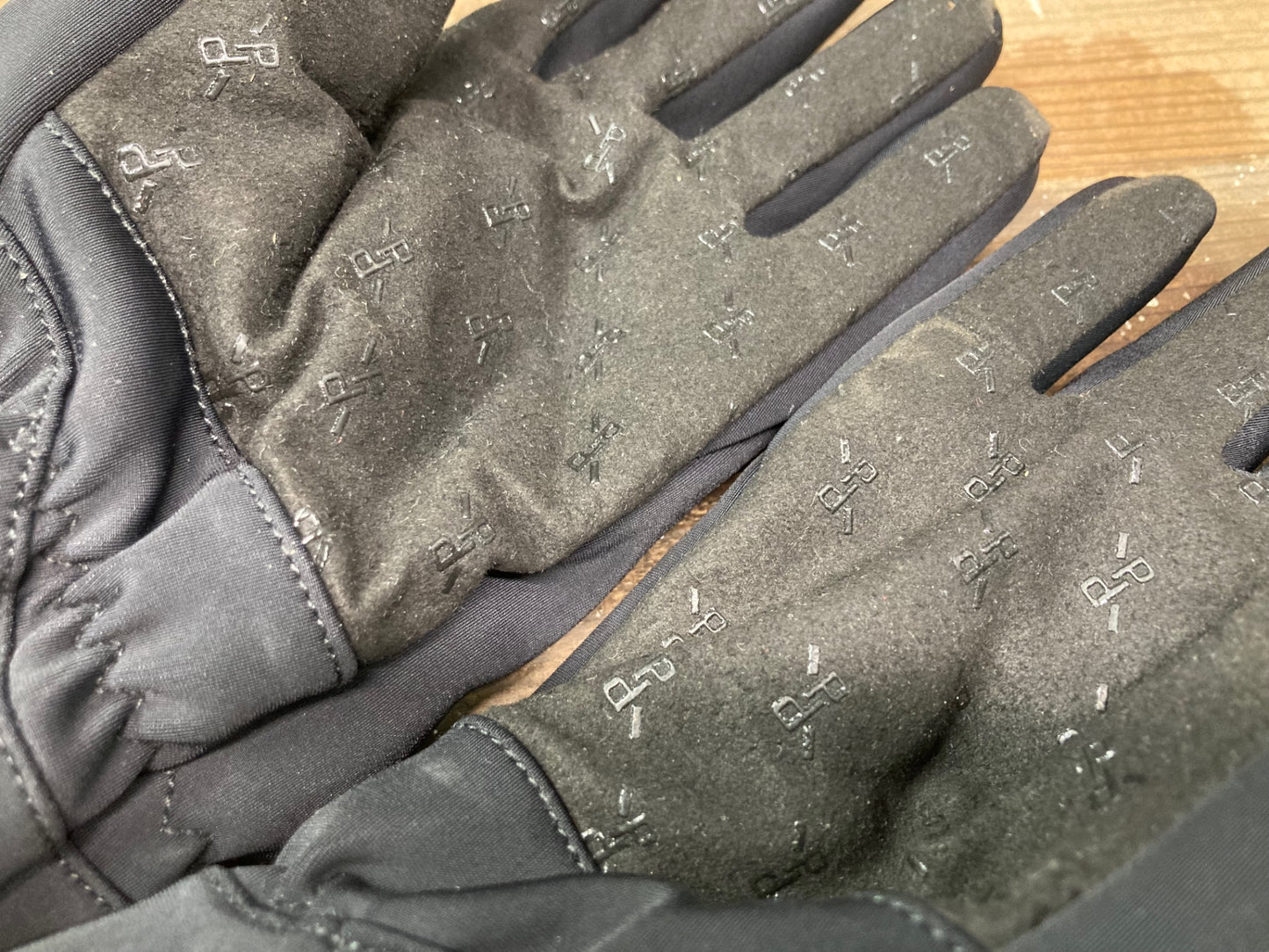 IO492 プロトンド パリ PELOTON DE PARIS Deep Winter Gloves グローブ 黒 M