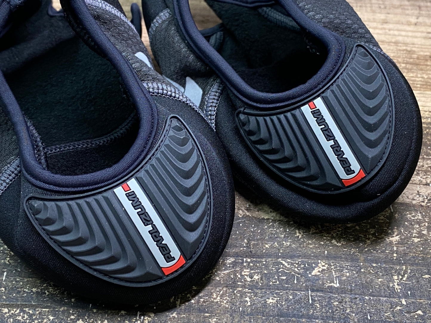 IZ521 パールイズミ PEARL iZUMi トゥカバー シューズカバー 裏起毛 L 黒