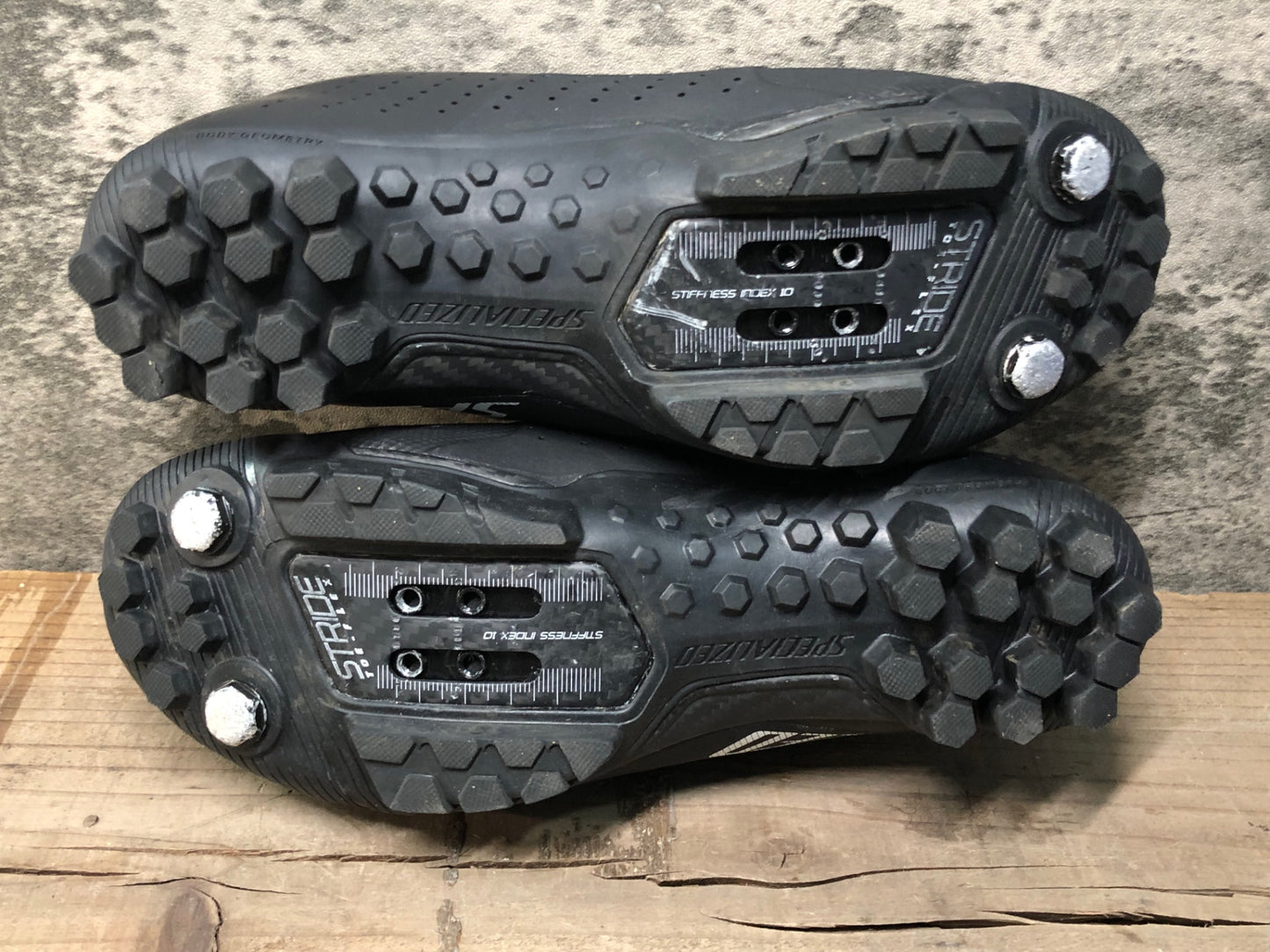 IN504 スペシャライズド SPECIALZIED リーコン RECON 3.0 シューズ 36