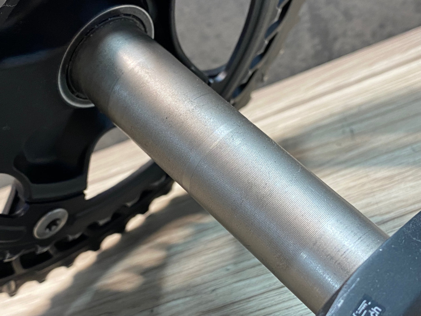 IT139 シマノ SHIMANO 105 FC-5800 クランクセット 172.5mm 50/34T ※アウター削れ