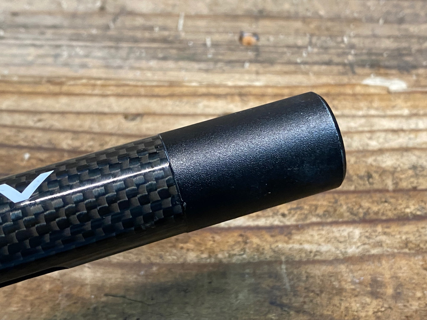 IP182 トライゴン TRIGON カーボン DHバー 実測240mm Φ22.2