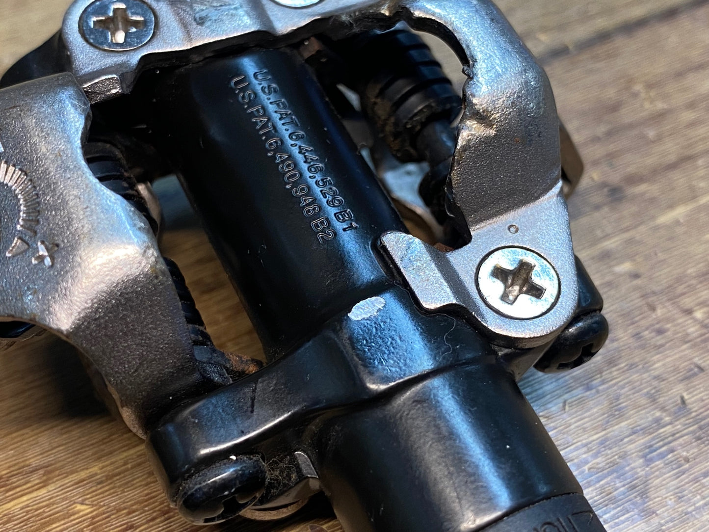 IP872 シマノ SHIMANO PD-M520 ビンディングペダル SPD