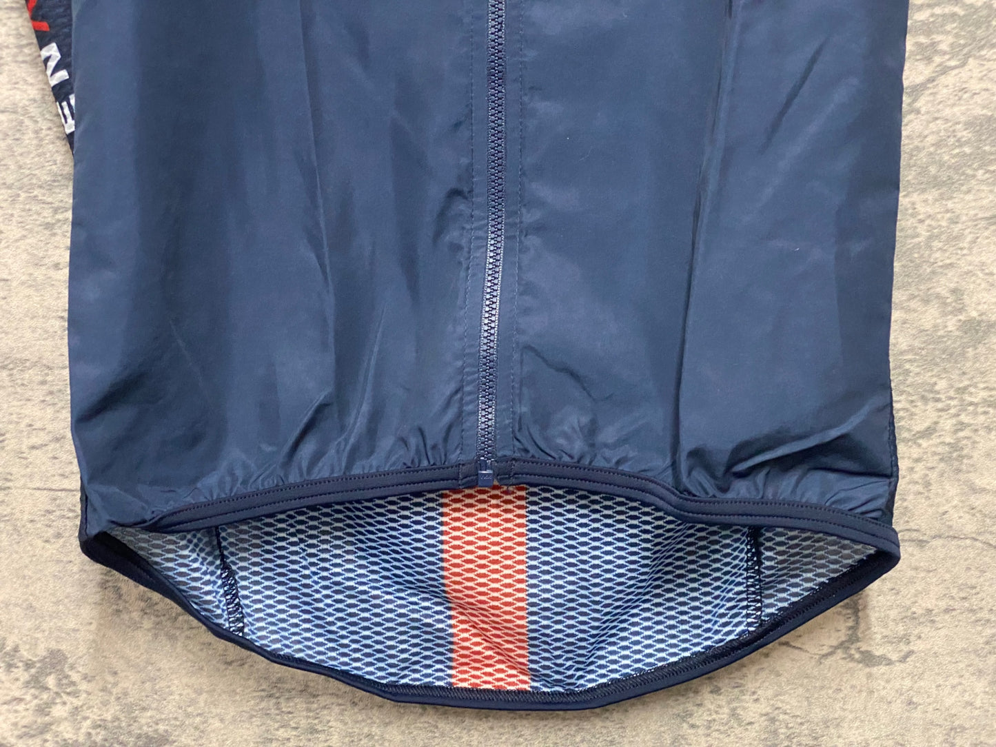 IY452 カステリ CASTELLI PRO LIGHT WIND WEST MEN'S ジレ サイクルベスト 濃紺 L INEOS GRENADIERS