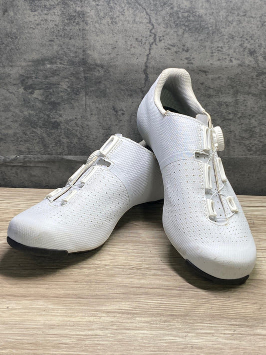 JB692 フィジーク FIZIK テンポ TEMPO DECOS CARBON ビンディングシューズ EU39 白 ※ソール傷