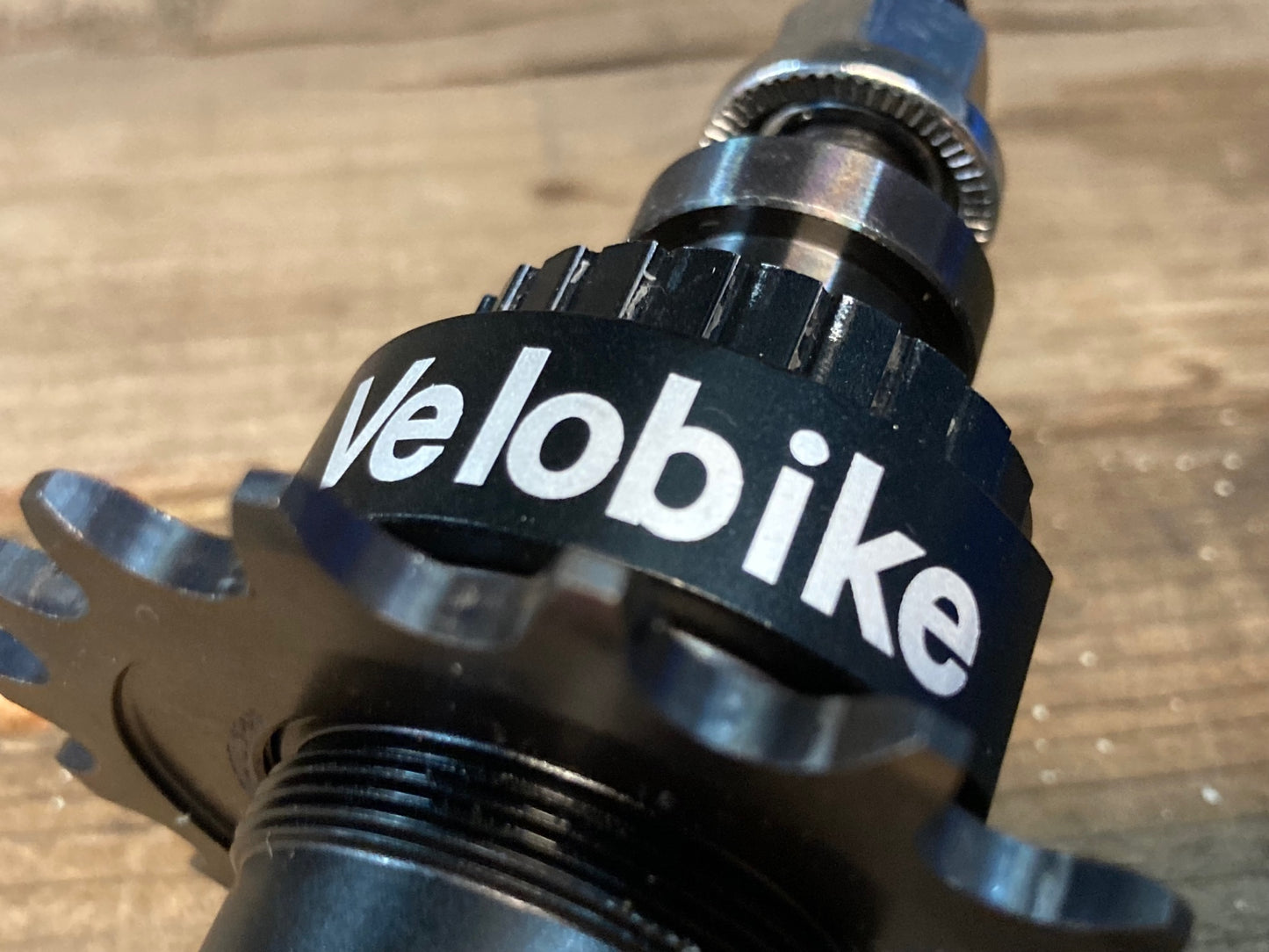 IM144 ヴェロバイク Velobike Wahoo KICKR V5対応 トラックバイク アダプター 16Tコグ付属