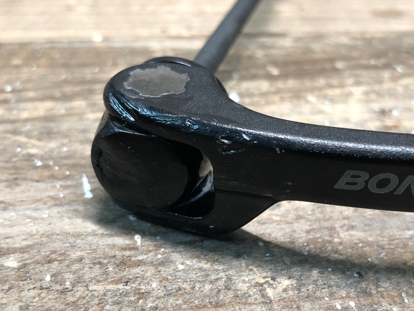 IV577 ボントレガー BONTRAGER AURA リアハブ シマノ11S