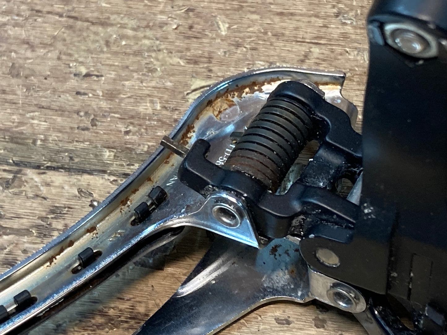 IM382 シマノ SHIMANO 105 RD-5701 GS  FD-5800 バンド式 Φ31.8 ディレイラーセット