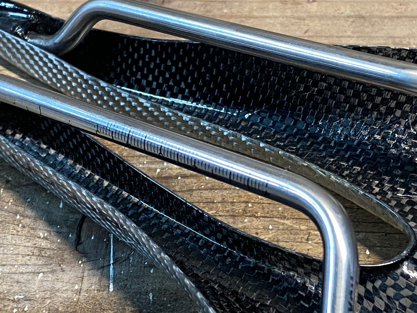 IQ384 Selle SMP カーボン CARBON サドル ホワイト ステンレスレール