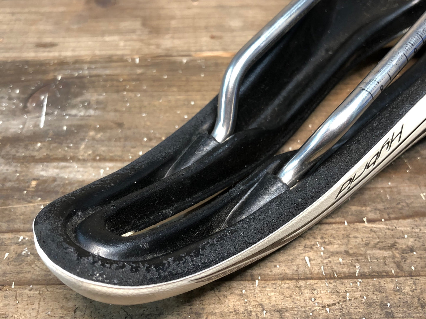 IN680 Selle SMP ハイブリッド Hybrid サドル 白 INOX TUBEレール