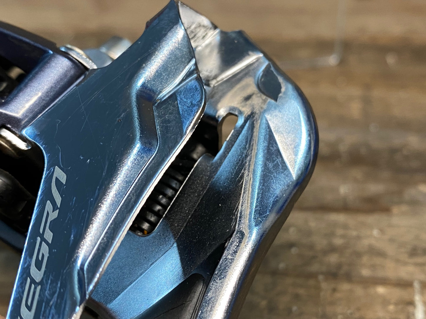 IP811 シマノ SHIMANO アルテグラ FD-R8000 フロントディレイラー 2S 直付け