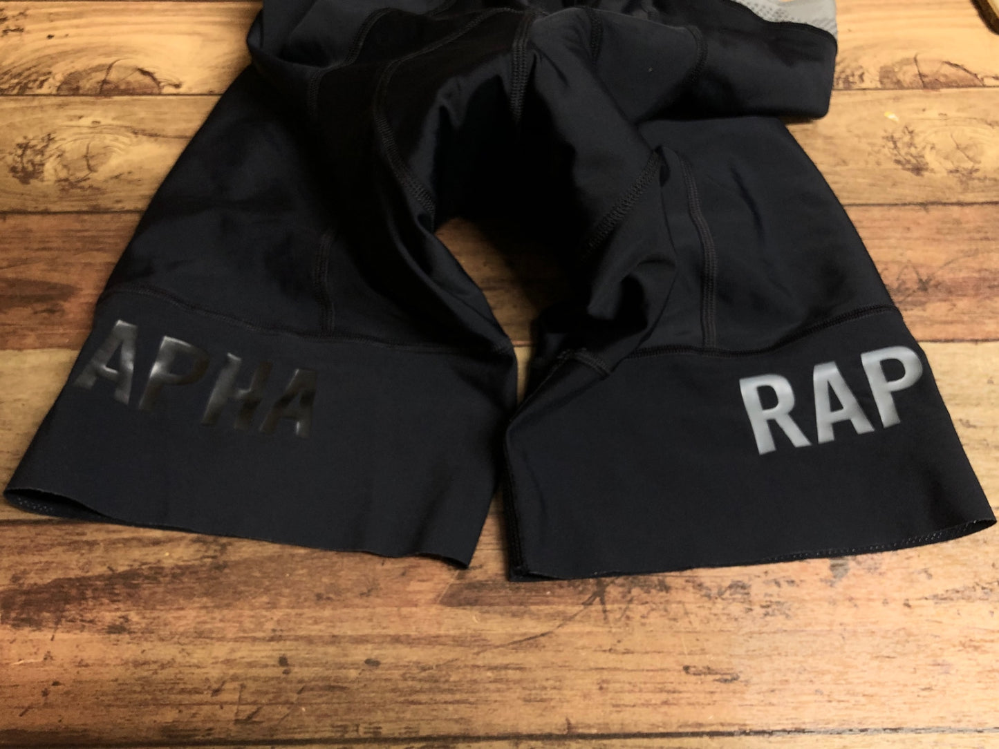 IF907 ラファ Rapha メンズプロチームビブショーツ2 MEN'S PRO TEAM BIB SHORTS 2 AERO BLOCK 黒 L グレー