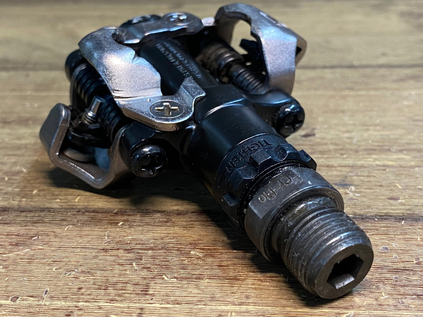 IP872 シマノ SHIMANO PD-M520 ビンディングペダル SPD