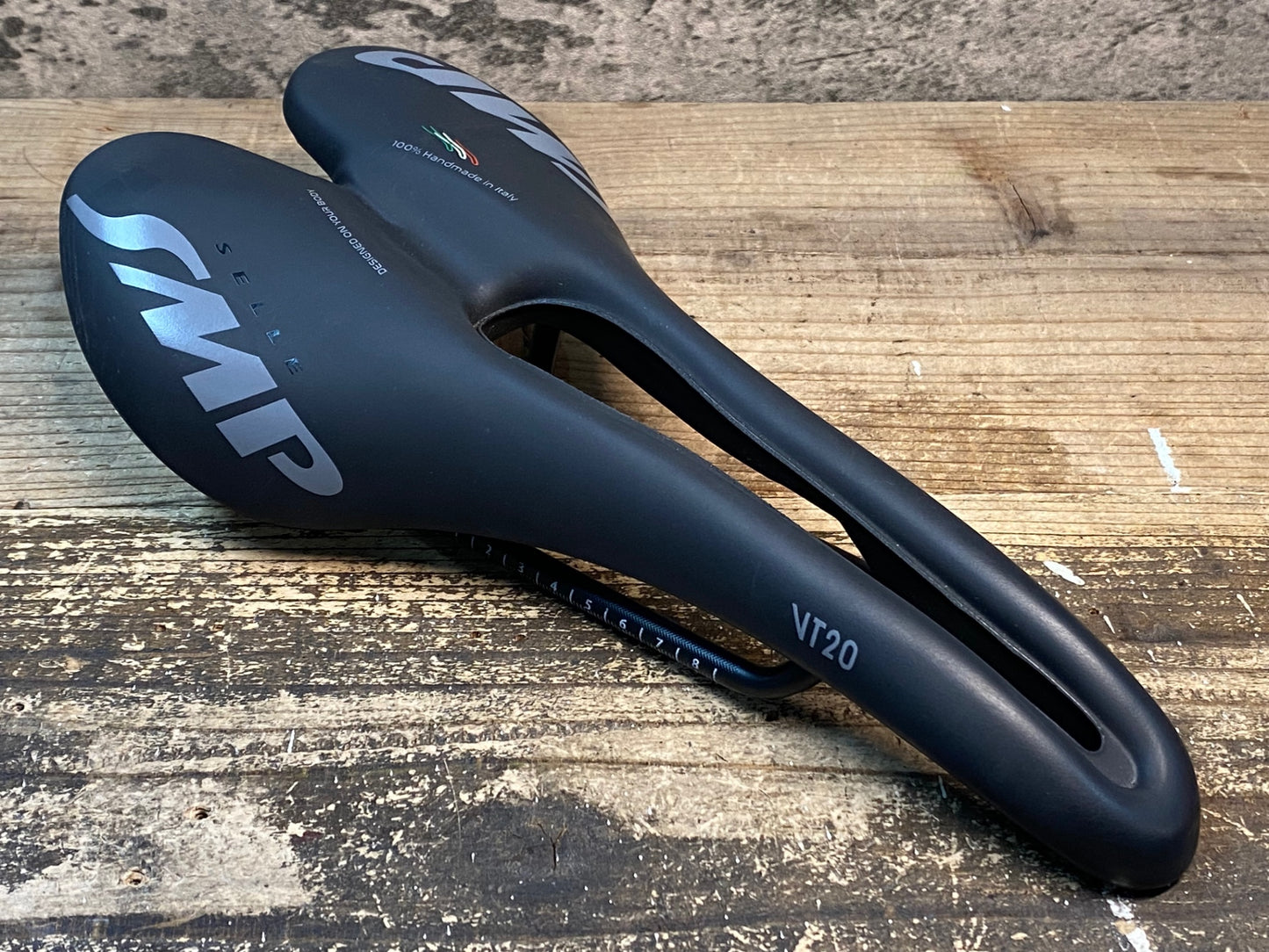JA279 セラ SELLE SMP VT20 サドル 黒 142mm aisi 304 tube