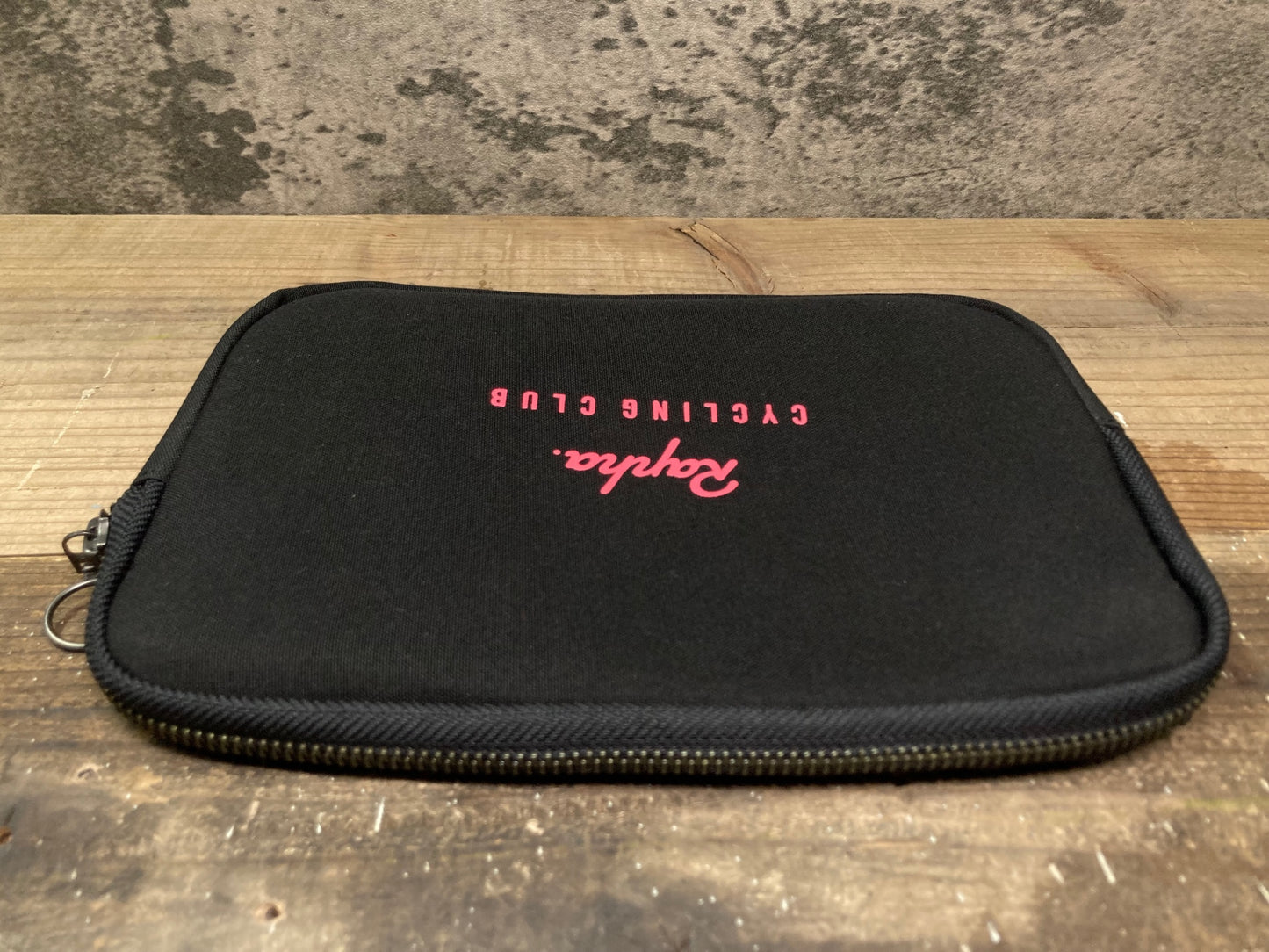 IO042 ラファ Rapha CYCLING CLUB RCC ポーチ ワッペン ステッカー ポストカード セット