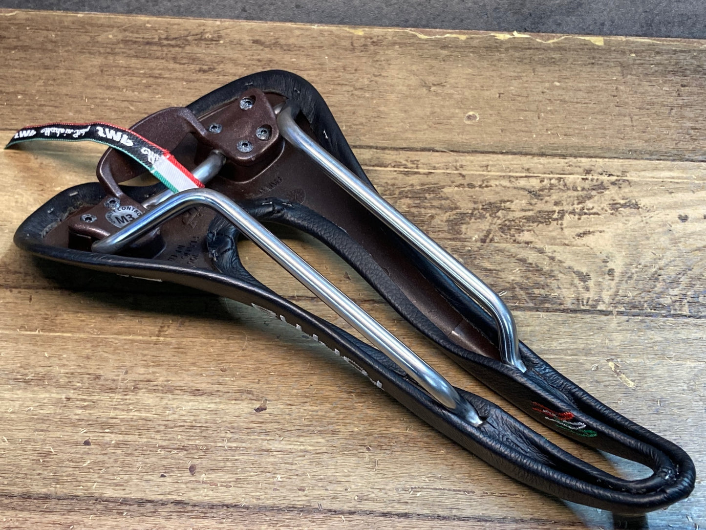 IX774 セラ Selle SMP forma サドル 黒 inox Tubeレール