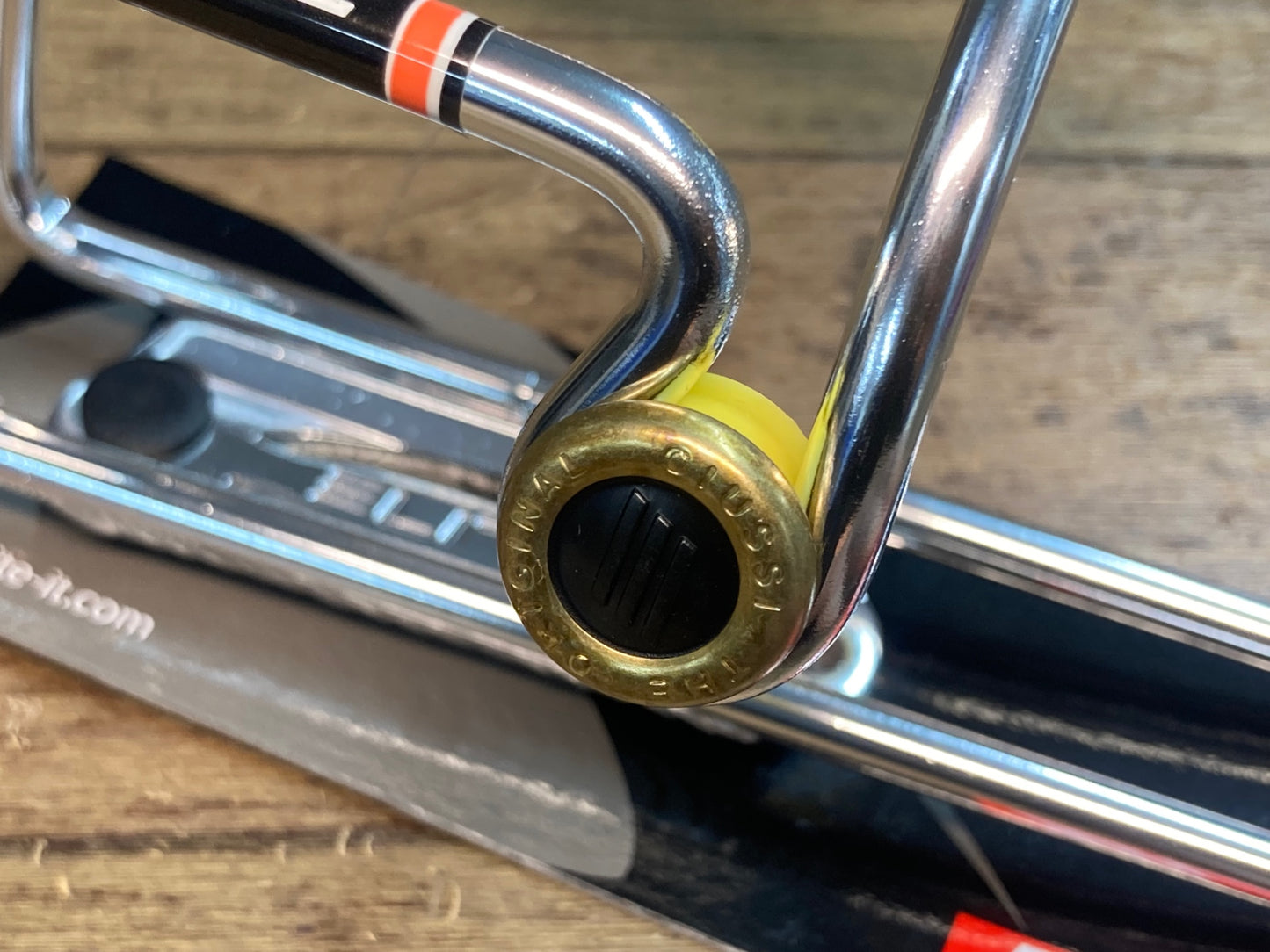 IV368 エリート ELITE Ciussi ボトルケージ 未使用品