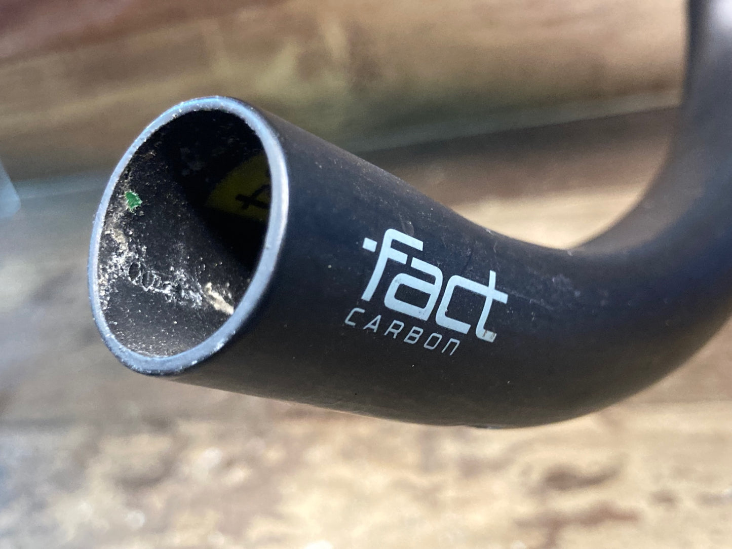 IN001 スペシャライズド SPECIALIZED エスワークス S-WORKS HOVER カーボンドロップハンドル 15mm エンドC-C420mm Φ31.8