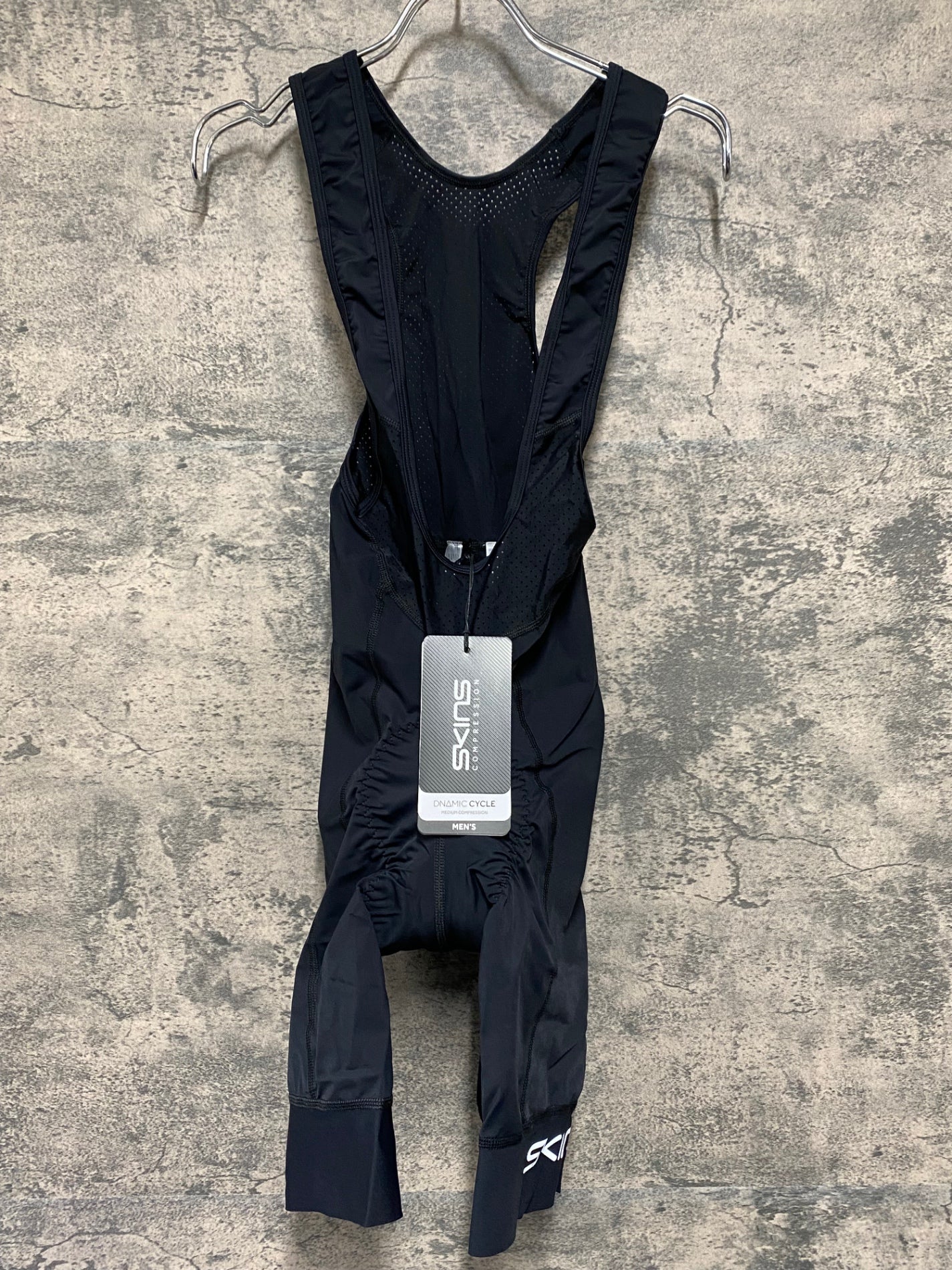 IW917 スキンズ SKINS DNAmic BIB ビブショーツ S ブラック