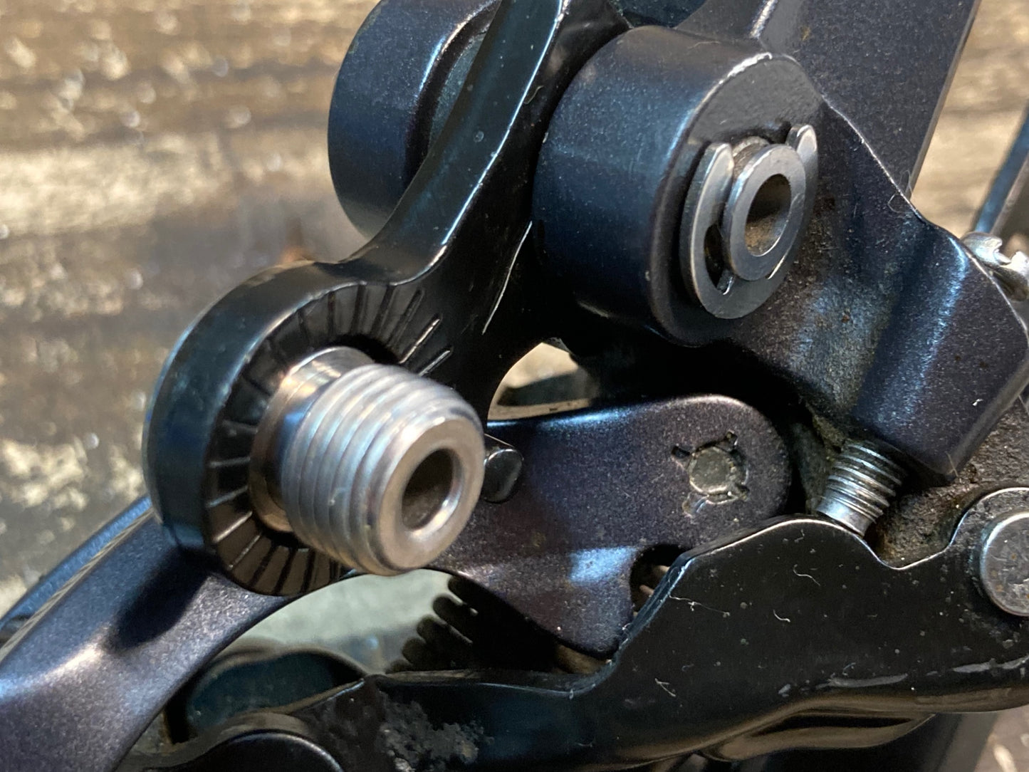 II653 シマノ SHIMANO SLX RD-M675 リアディレイラー 10s