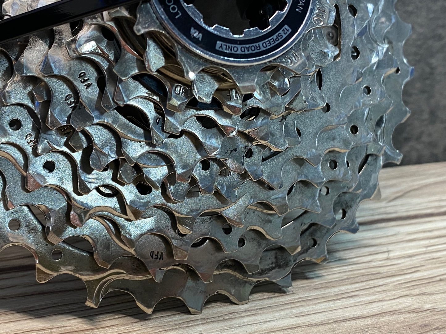 IS844 シマノ SHIMANO 105 CS-R7101 スプロケット 11-34T 12S ※スペーサー1枚欠品