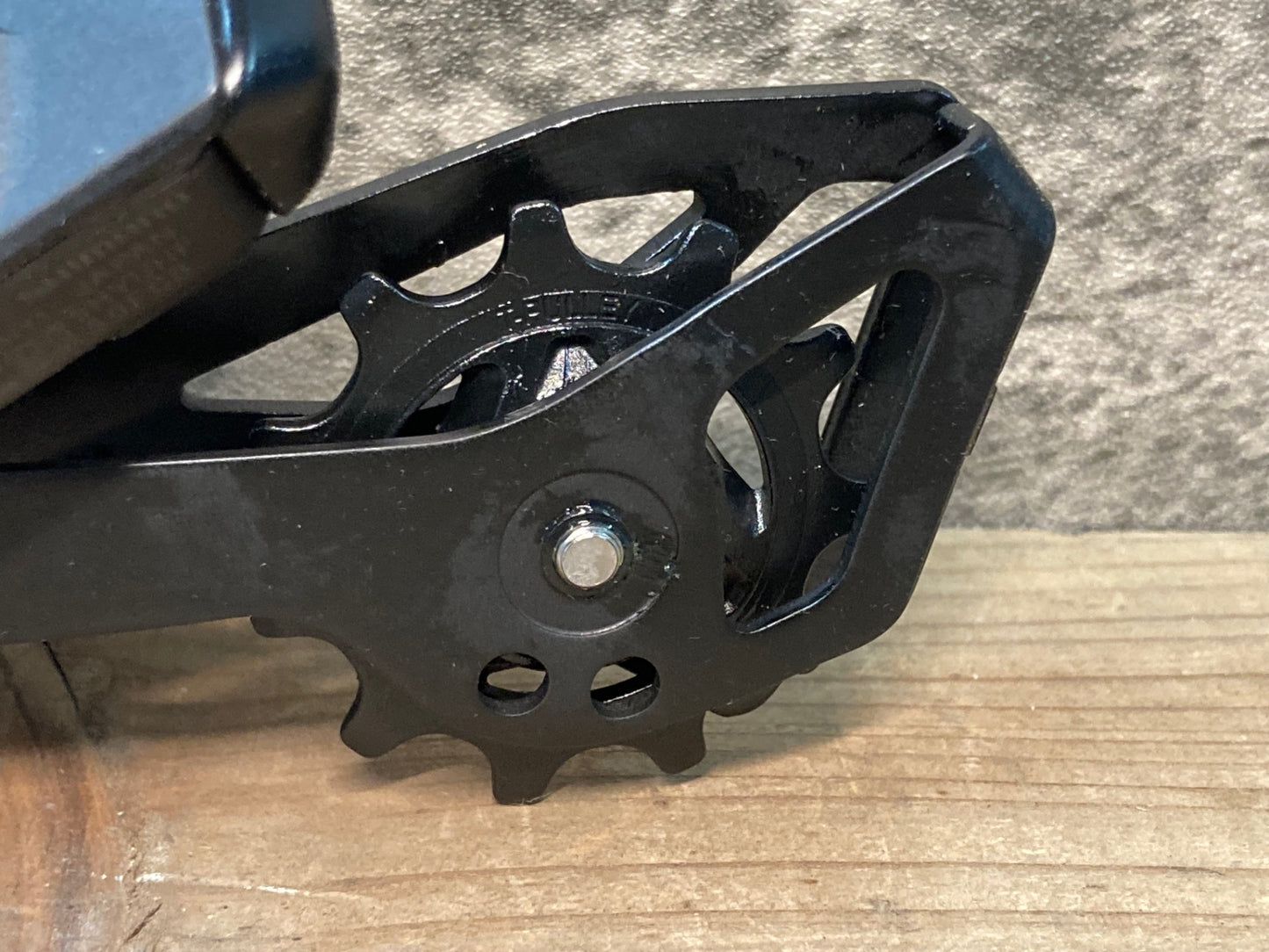 IQ136 シマノ SHIMANO 105 RD-R7150 リアディレイラー 12s Di2 電動