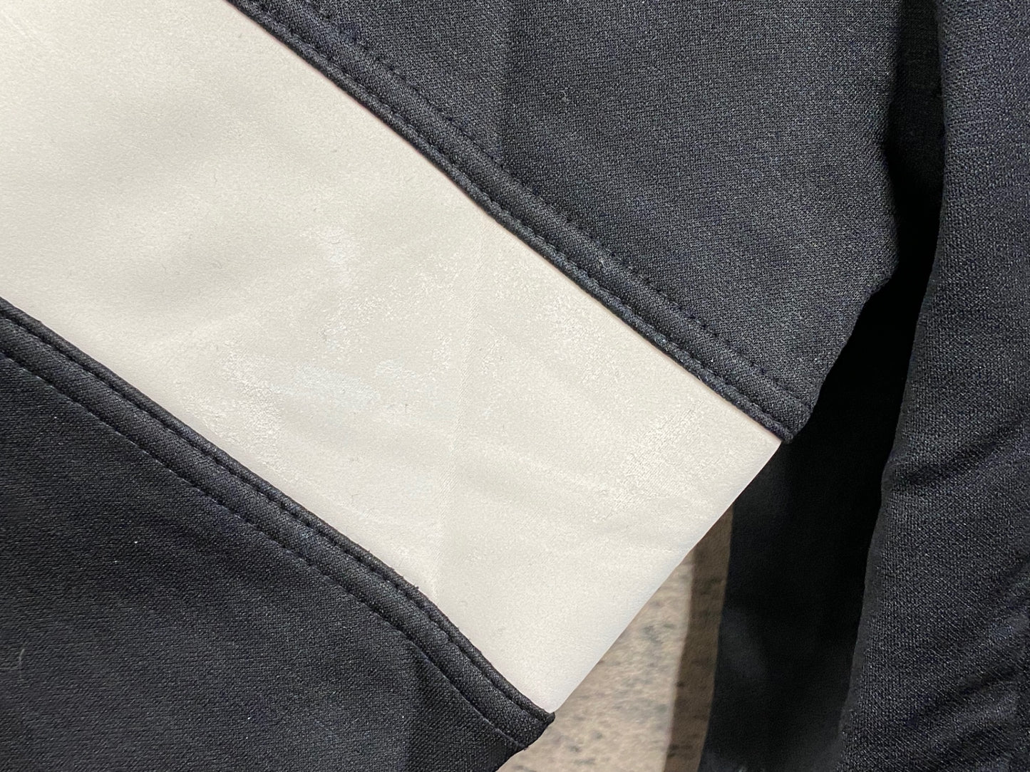 IY132 ラファ Rapha Condor 長袖 サイクルジャージ M相当 ブラック