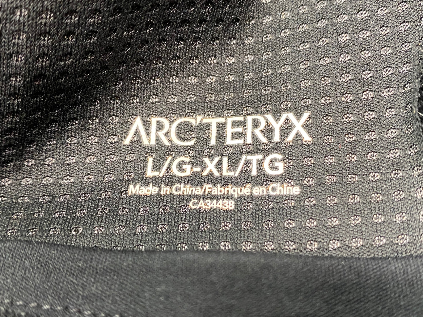 IQ532 アークテリクス ARC'TERYX キャップ 黒 L/G-XL WINDSTOPPER ※タグカット