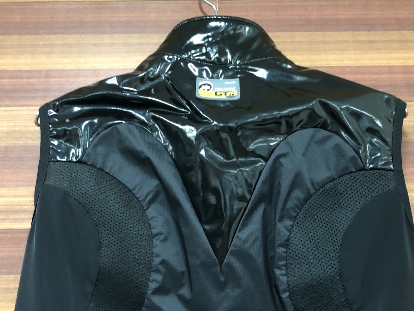 IN375 アソス Assos サイクルベスト ジレ 黒 M