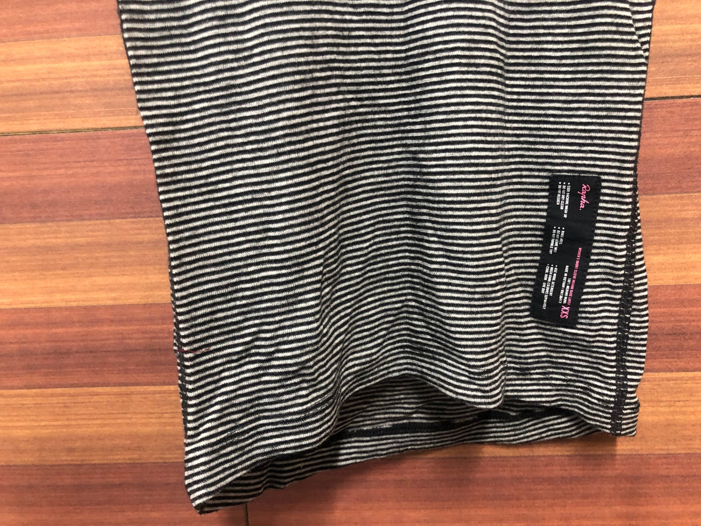 IO910 ラファ Rapha WOMEN'S SHORT SLEEVE MERINO BASE LAYER 半袖 べースレイヤー 黒 白 XXS レディース