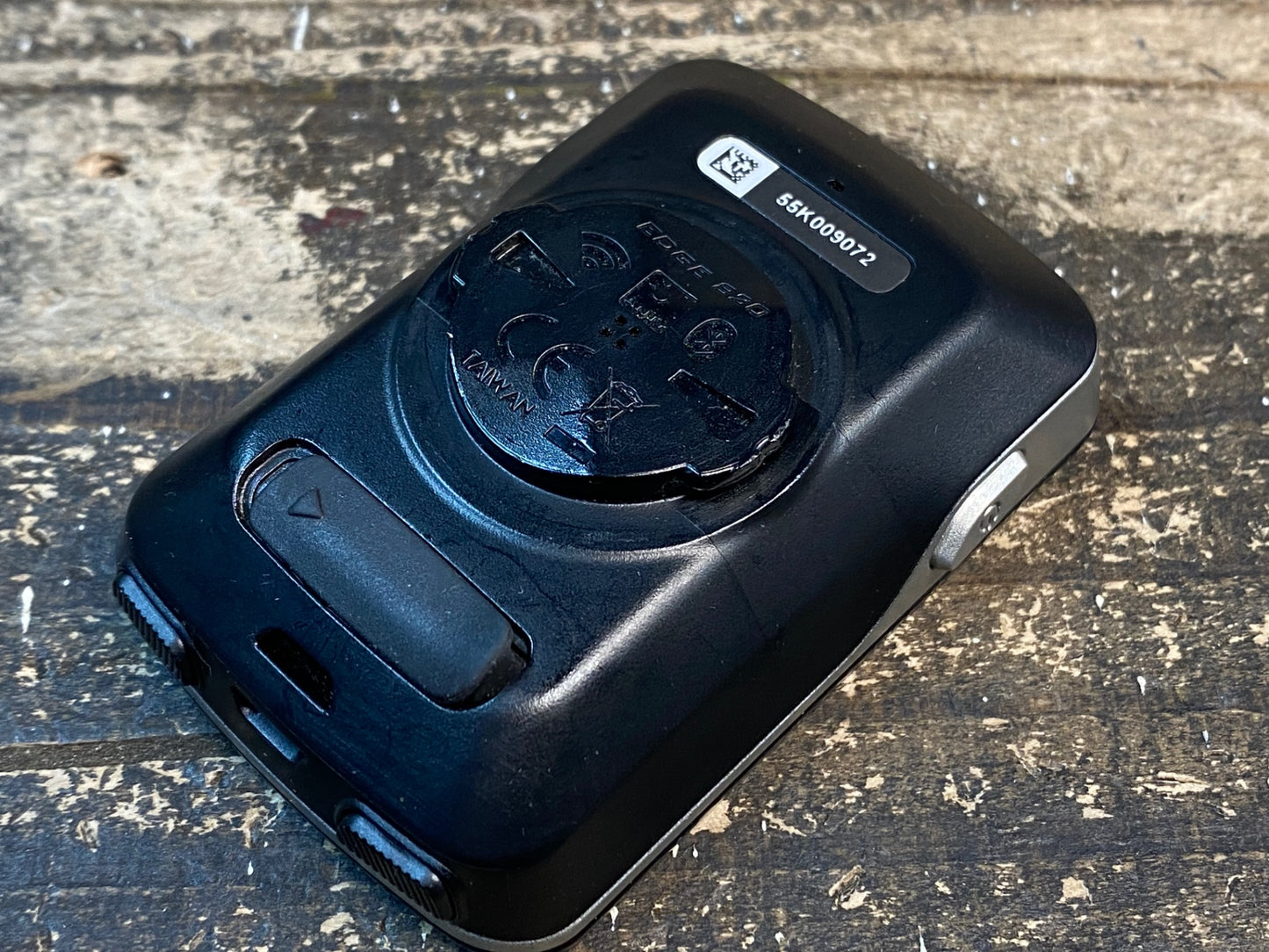 JA330 ガーミン GARMIN EDGE 820 サイクルコンピューター 本体のみ ※起動確認済