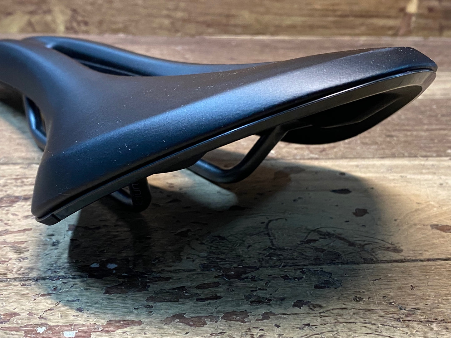 IM938 フィジーク Fizik TEMPO ALIANTE R3 サドル KIUMレール 145mm