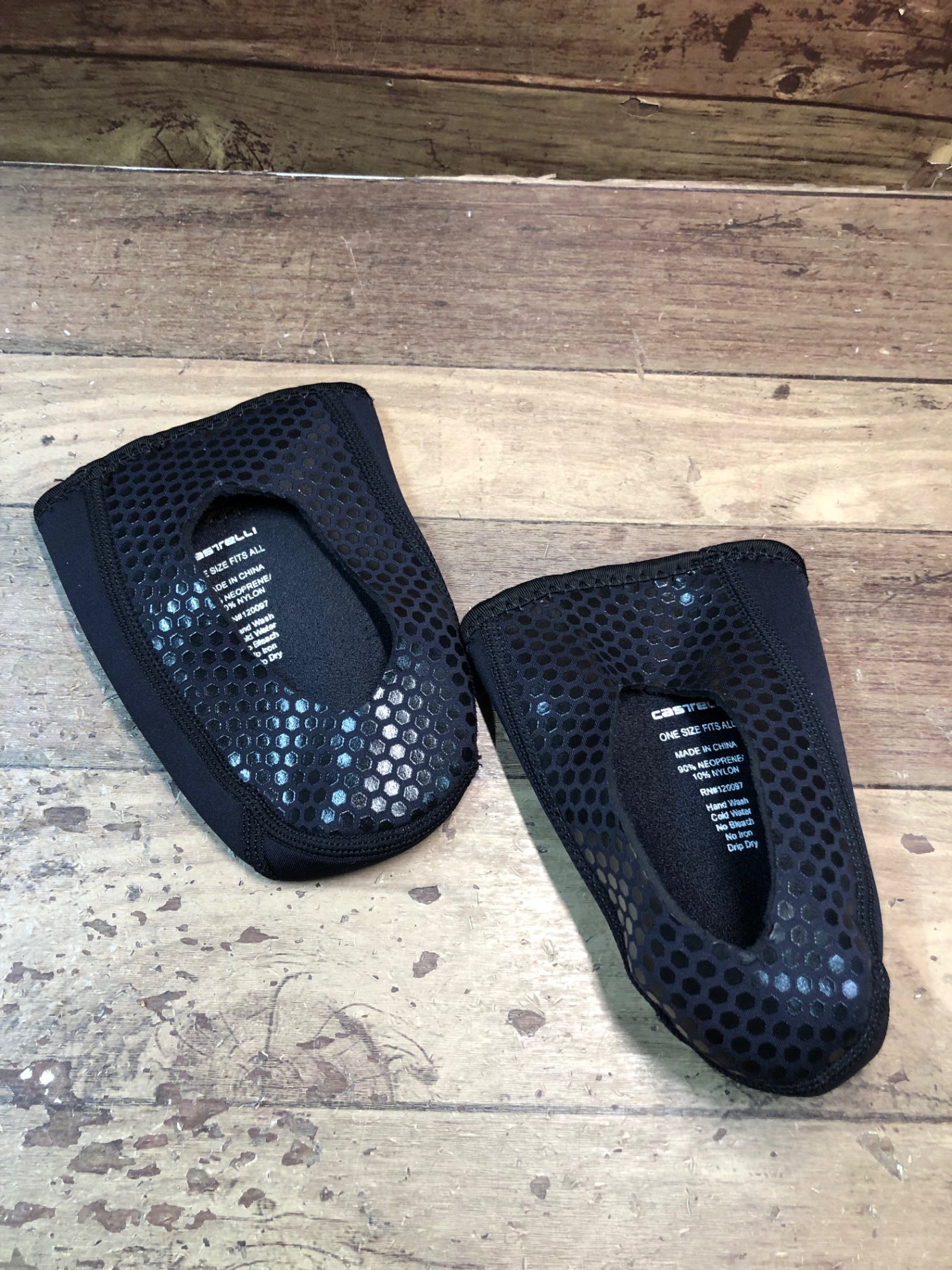 IM571 カステリ CASTELLI トーカバー ワンサイズ 黒 ※タグカット