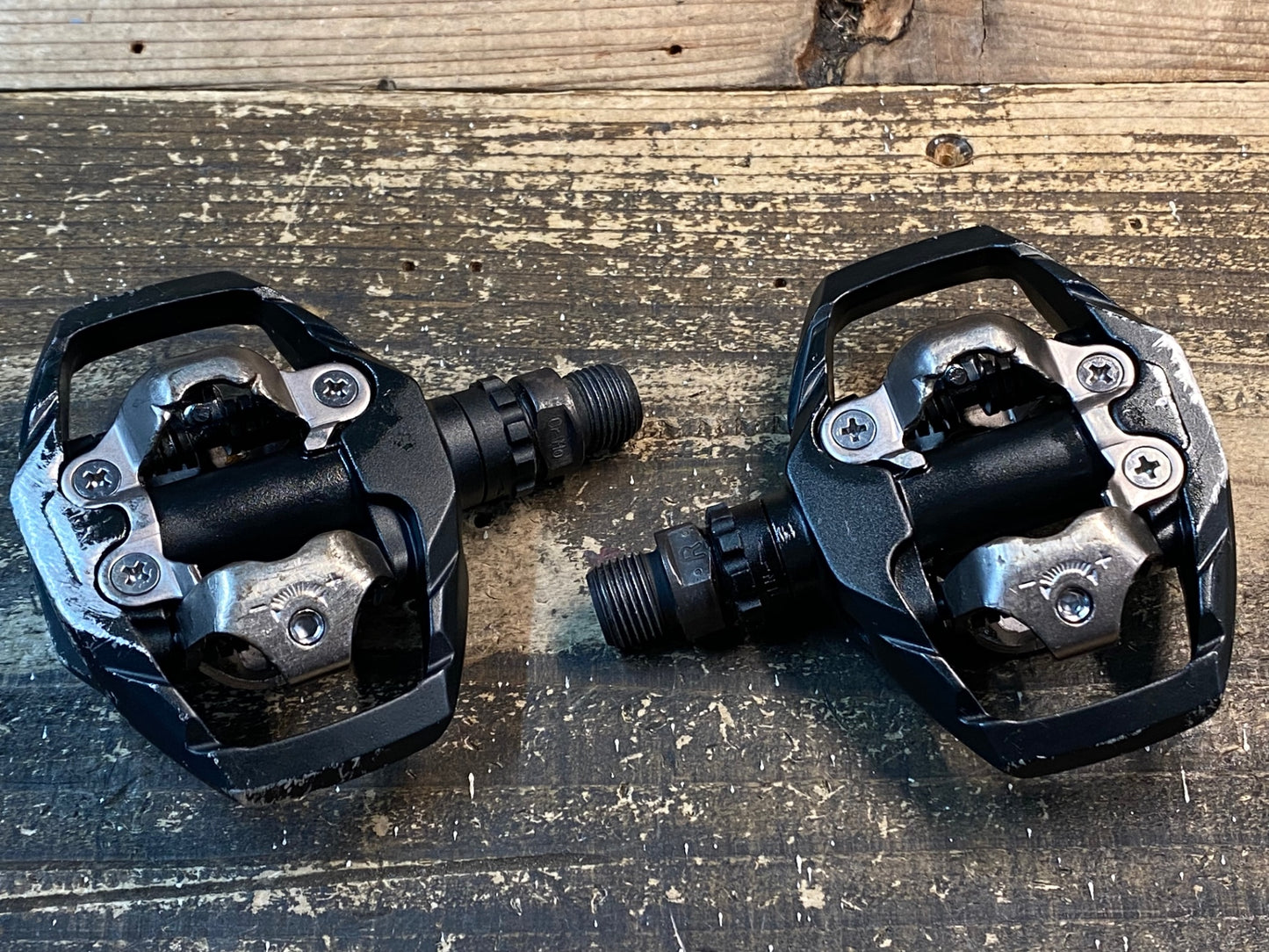 IW134 シマノ SHIMANO PD-M530 ビンディングペダル SPD