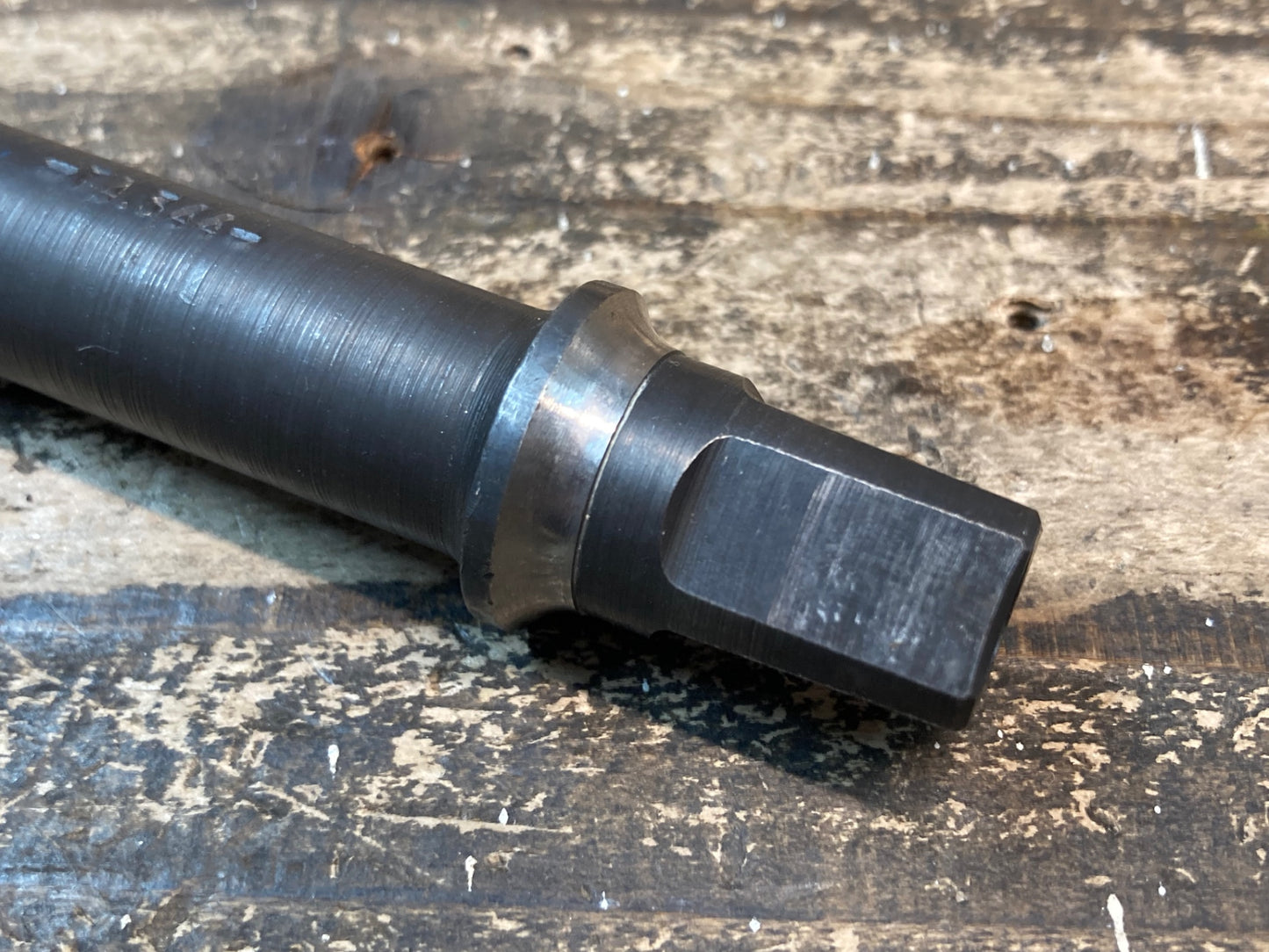 IP922 TA 344 BB 113mm ボトムブラケット スクエアテーパー ※ベアリング球欠品